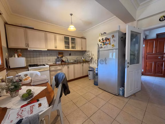 Yeşilkent Yolunda Villa 2