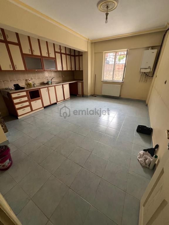 Arkadaş Emlaktan Bahçelievler Mah. İsmail Kakaç Okulu Yanında Kiralık Daire 2