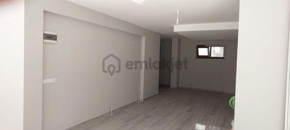 Öztürkler Gayrimenkulden Akçaabat Yaylacık Mah. Şehit Çoşkun Hotoman Sokakta Satılık Dükkan 2