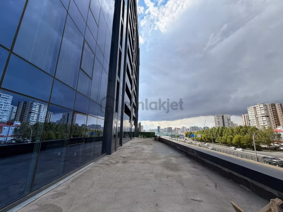 Rookz Babil'den Kiralık 5+2 Teraslı Ofis!!! 2