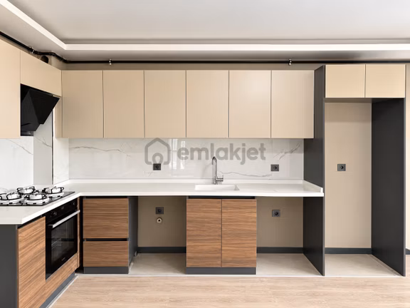 İncek'te Park Cephe Jewel Avm Karşısı Lüks Önü Açık 2+1 1
