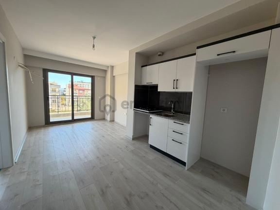 Kiralık Eşyasız 1+1 Daire 1