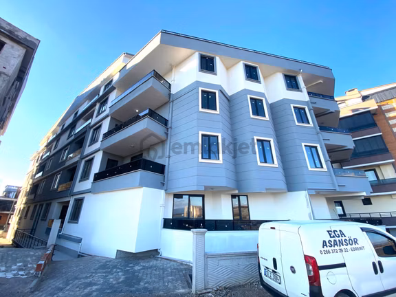 𝄞melodi'den Akçay'ın En Uygun Fiyata İnşaatı Satışta 1+1 Ön Cephe Doğalgazlı Otoparklı Daireleri 1