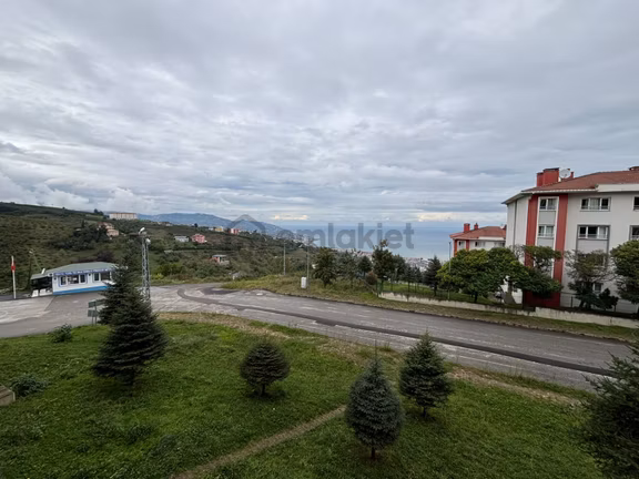 Deha Emlak'tan Yıldızlı Toki'de Kiralık 1+1 Daire 1