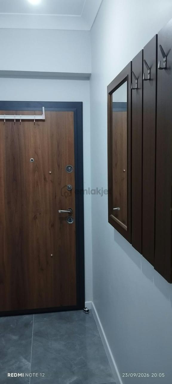 Yeni Cami'de Sahibinden Sıfır Binada Kiralık 1