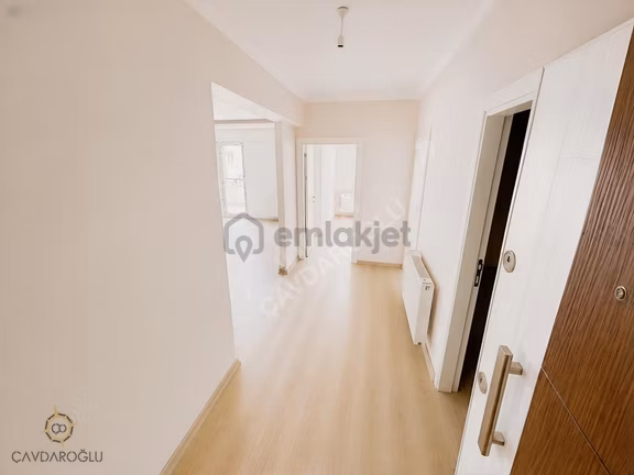 Atakum-yenimahalle'decağaloğlu Bulvarı Üstünde 2+1 Satılık Daire 2