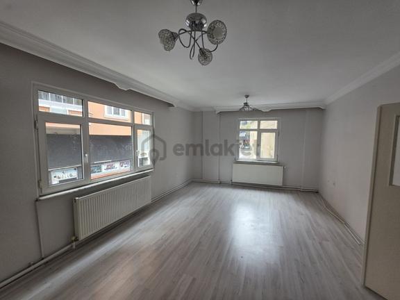 Bursa Emlak Alem-i Merkezde Kiralık 2+1 90 M2 Daire 1