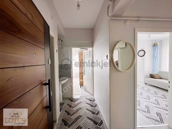 İzmit Kadıköy Merkezi Konum Arakat İçiyenilenmiş2+1satılık Daire 2