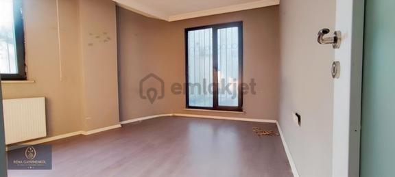 Kağıthane Meydana 2 Dakikalık Mesafede 75m2 2+1 Satılık Daire 2