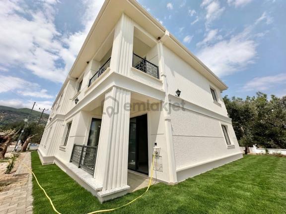 ꧁ay Emlaktan꧂güre Kazdağlarında Lüks Sitede Huzur Bulacağınız Satılık 2+1 Köşe Ön Cephe Yazlık 2