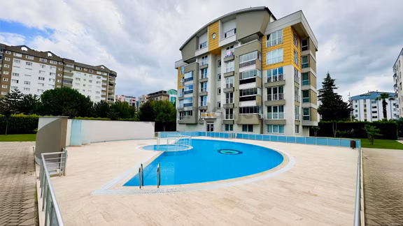 Remax Advantage'dan Emirkoop Okulu Yanında Havuzlu Site İçi 1