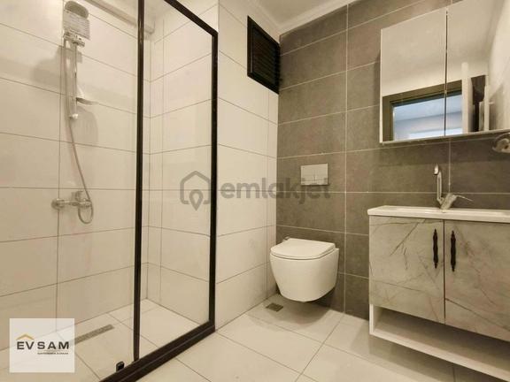 Canikte 2+1 Eşyalı Üniversiteye 2dk Site İçi Cam Balkonlu Daire 1