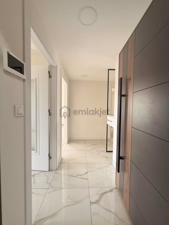 Focus Emlak'tan Pendik Çamçeşme Site İçersinde Satılık 2+1 Daire 2