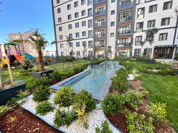 Pendik Mir Metro Sitesi Ön Cephe Manzaralı Satılık 2+1 Daire 1