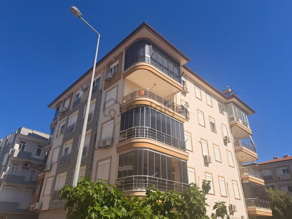 Örnek Mahalesınde Full Eşyalı 3+1 Kıralık Daıre 1