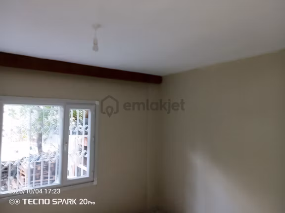 Eğriçam'da Marina'ya 5 Dakika Yürüme Mesafesinde Tadilatlı 2+1 Daire 1