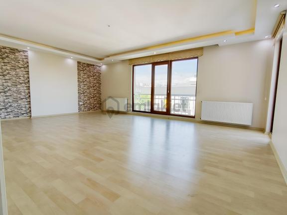Yeni Mahallede Deniz Manzaralı, Site İçersinde 3+1 Kiralık Daire 1