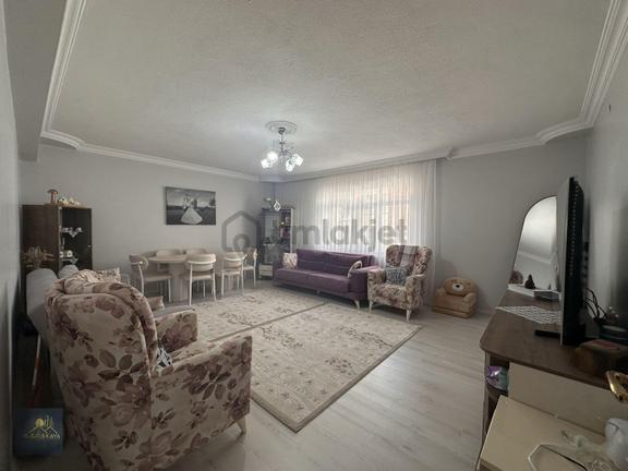 Zafer Mahallesinde 3+1 Yüksek Giriş Kuruş Masrafsız Yeni Bina 2