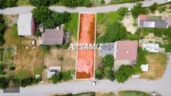 Hacımaşlı Köy İçinde Etrafı Çevrili Arsa 1