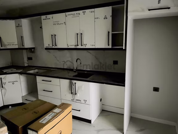 Yenimahalle De Kiralık Yeni 3+1 Daire 2
