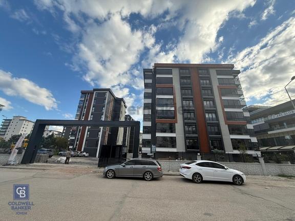 Bağlıca Bulvarı Özşeker Sitesinde Sıfır Kiralık 4+1 Daire 2