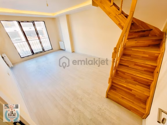 %80 Kredi İmkanıyla Cebeci Mh 4+2 Sıfır 190m² Önü Açık Dublex 2
