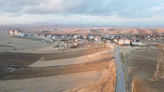 --*altınova Da İmara Sınır 950 (801ada1) Parsel 156 Metre--* 1