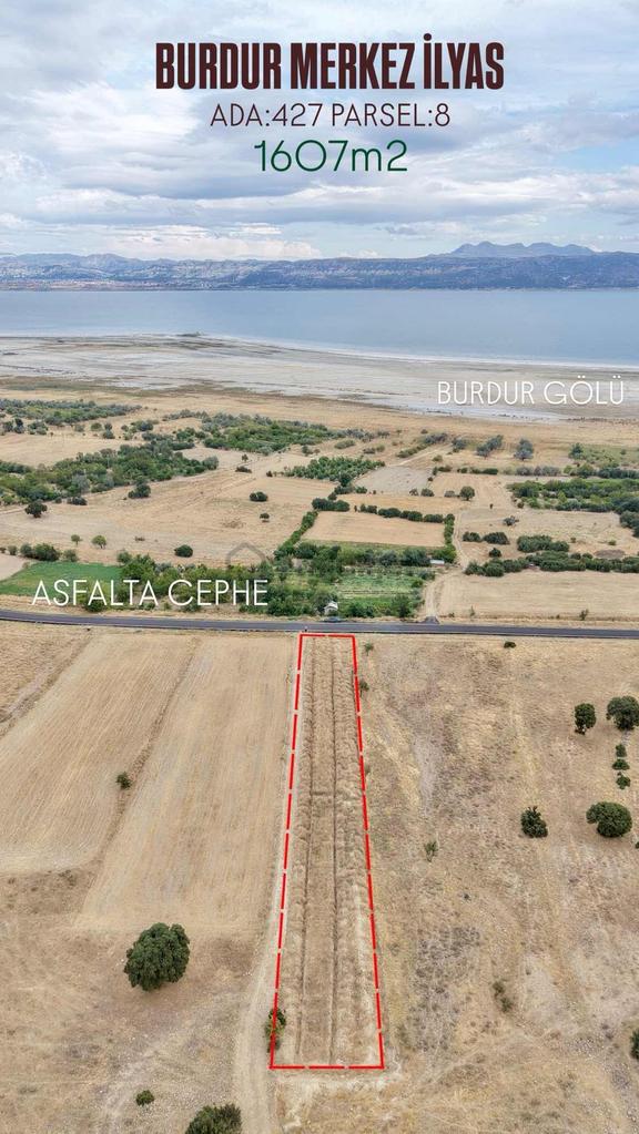 İlyas'ta Asfalta Cephe Göl Manzaralı Muhteşem Arazi 1