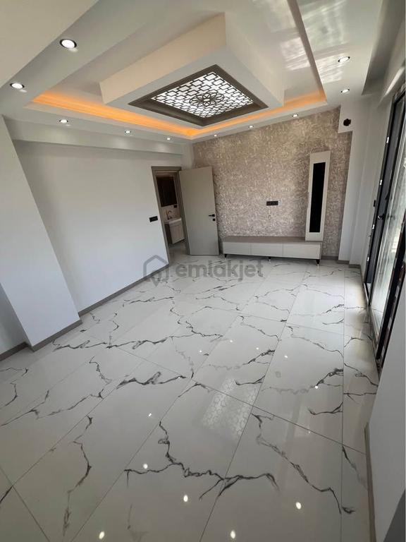 Beylikdüzü Yakuplu Mah Hasırcılar Avm Arkasında Metrobüse Yakın Şık 2+1 Dairemiz 2