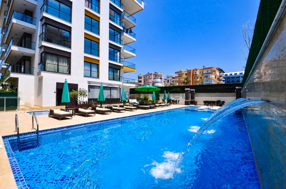 Alanya Oba'da Manzaralı Ve Denize Sadece 100 M Mesafede 2+1 Daire 1