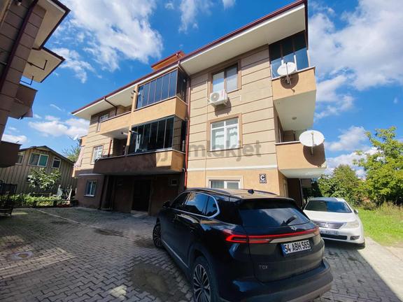 Erenler Küpçülerin Merkezinde 3+1 M2 Üç Balkon Çatı Dubleks Dair 2