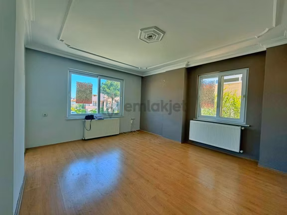 Uytundan Burhaniye Öğretmenlerde Denize 350 Metre 2+1 Daire 1