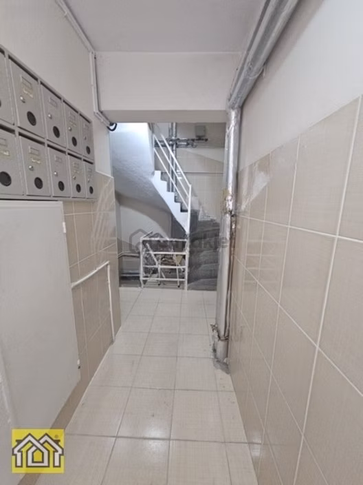 Agoraya Yakın 2+1 Jeotermal Li Yatirimlik Boş Daire 2