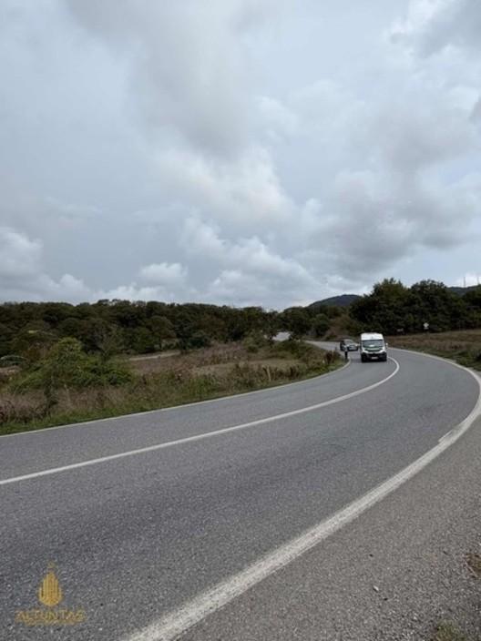 Kefken Cebeci Yolu Üzeri Asfalt Cepheli Yatırımlık Tarla 1