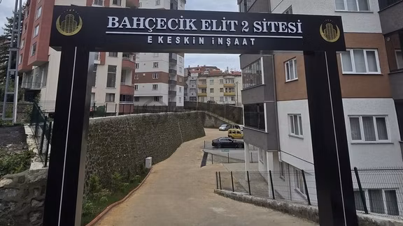 Bahçecik'te Satılık 3+1 Oturuma Hazır Daire 1