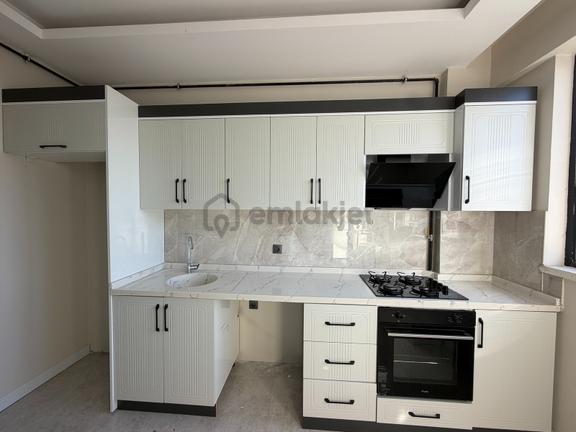 İncekte Bağımsız Mutfaklı Çatı Eğimsiz İskanlı Kiralık Geniş 2+1 2