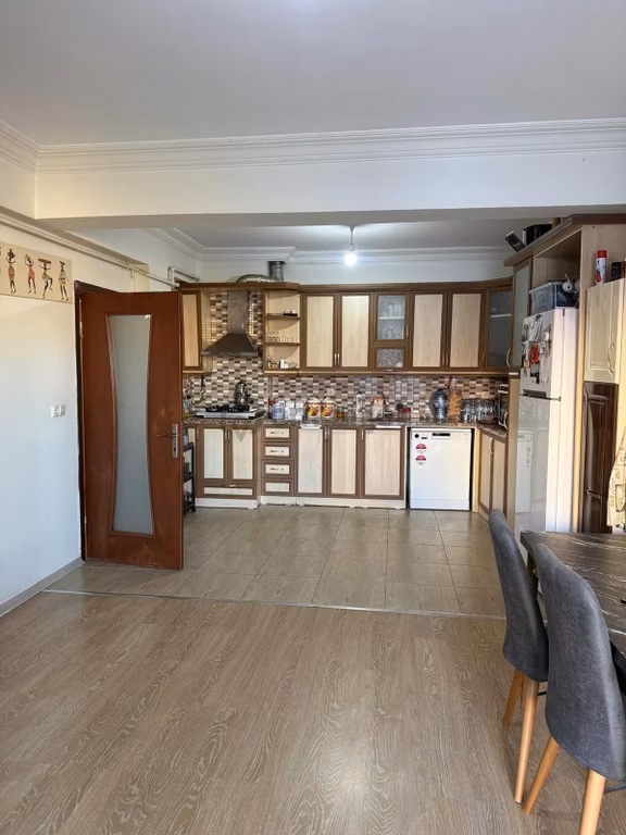 Cafer Akça'dan Çilhane Mah 4. Kat 140 M2 3+1 1