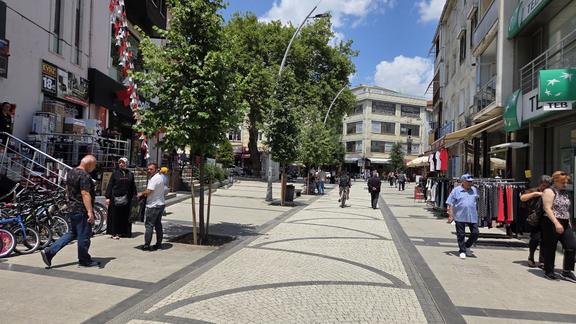Büyükçekmece Mimarsinan'da Kiralık 220 M² Sıfır Geniş Mağaza Dükkan