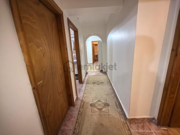 Toprak Emlak Ank Keçiören 23 Nisan Mah De 3+1 Ebevyn Banyolu Temiz Daire 1