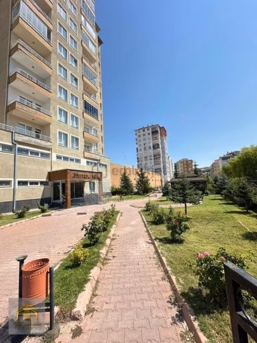 Özcan Ata'dan Talas Kiçiköy Mah.3+1 Kiralık Daire 1