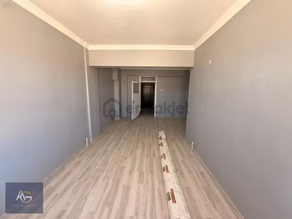 Alper Gayrimenkulden Sakarya Mah.110 M2 Yeni Tadilatlı 2+1 1
