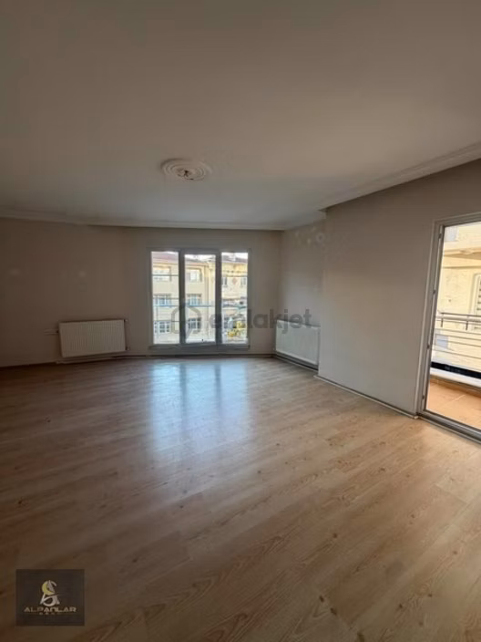 İstasyon Mah. Gültepede 2+1 Kiralık 85m2 2.inci Kat Daire 2