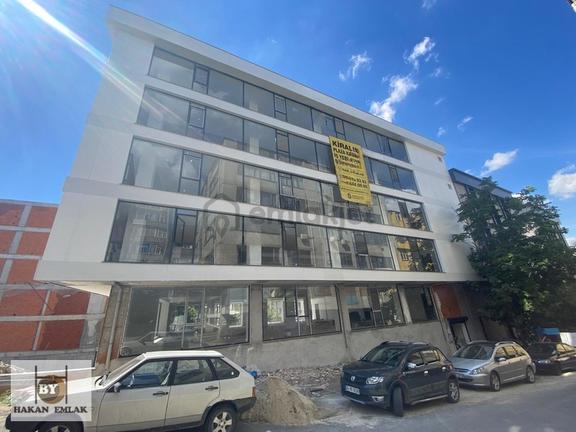 Güngören Sanayi'de Kiralık Komple Plaza (8 Kat, 4200m²) 1