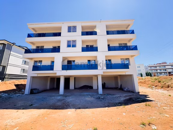 Blue Emlaktan Üniversite Bölgesinde Satılık Apart Daireler 1