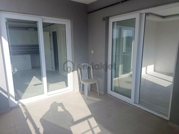 Stadyuma Yürüme Mesafesinde Ana Caddeye Sadece 100 Metre Mesafesinde 3+1 Daire 1