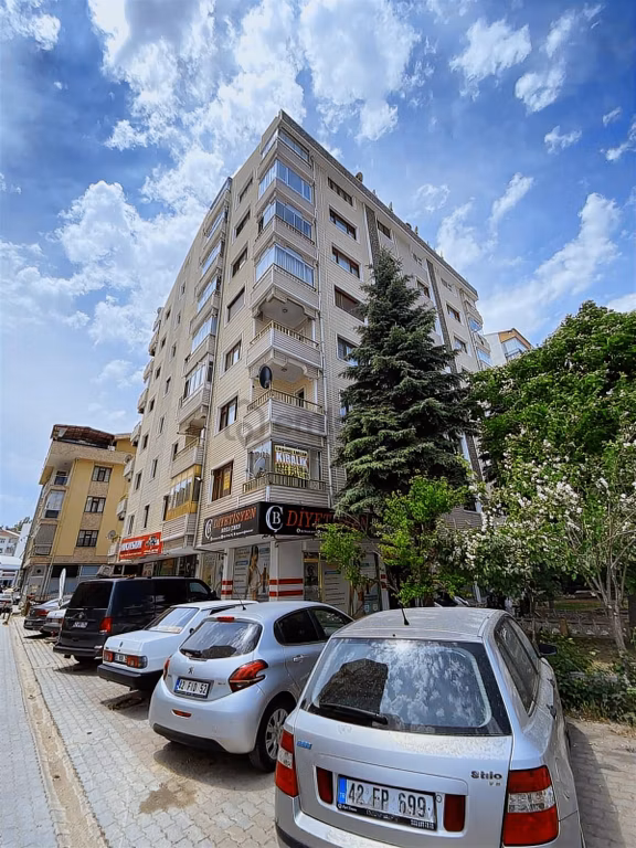 İhsaniye Mahallesinde Kiralık 3+1 Daire 1