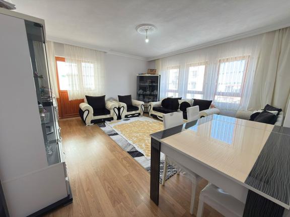 Altınşah Emlak'tan Cadde Üzerinde 125m² 2.kat 3+1 2