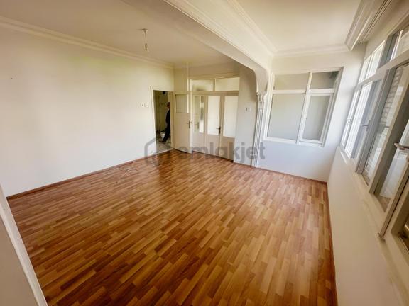 Üçgen Mah Abdi İpekçi Caddesi Kiralık 3+1 Asansörlü 1