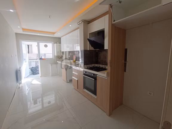 Elvankent Topçu Da Asansörlü Ara Kat Ön Cephe Yapılı 3+1 2