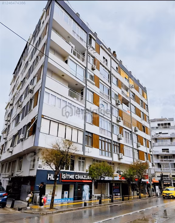 Alsancak Şair Eşref Bulvarı Muhteşem Konumda 3+1 Satılık 2